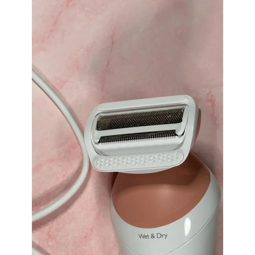 Philips Lady Shaver Series 6000 Advanced Wet Dry Rechargeable Cordless BRL146